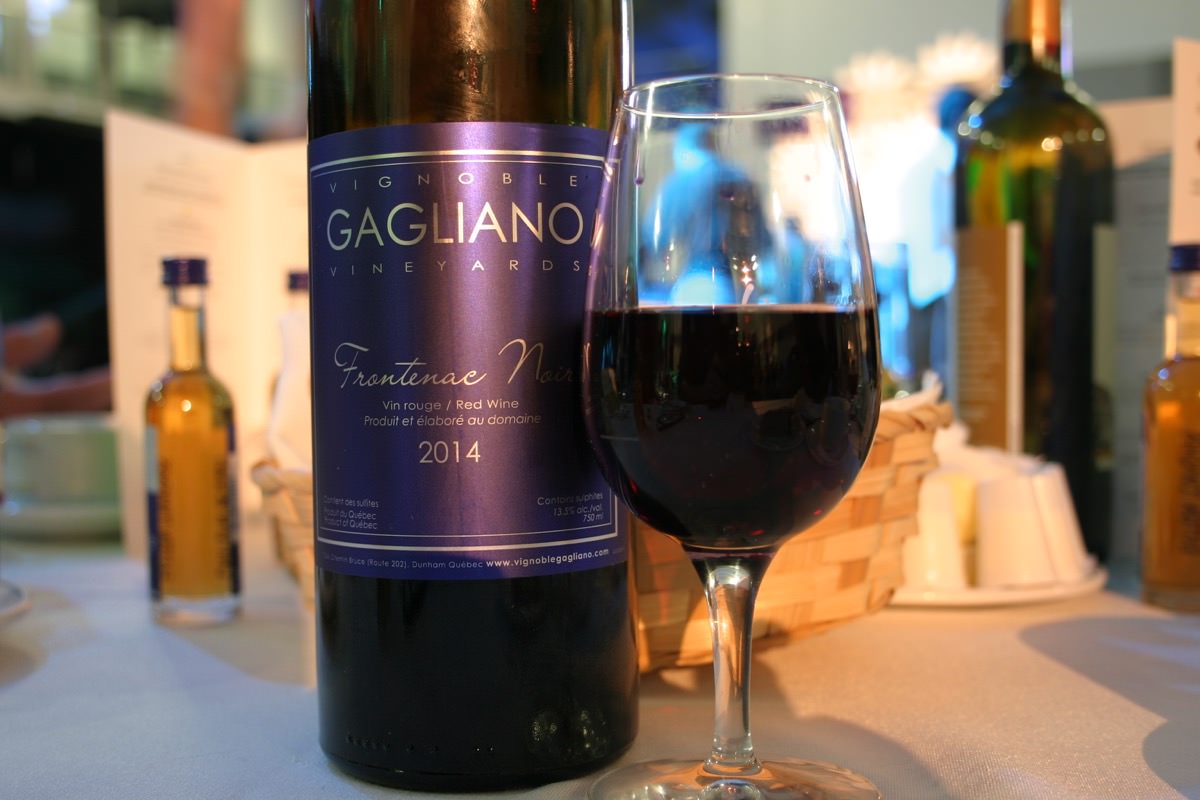 Vignoble Gagliano, vigne, vendange, vin blanc, vin rosé, vin rouge, vin mousseux, vin de glace, Frontenac, Romanza, Trinita, Tinello, Donna Livia Blanc Rosé Rouge, 